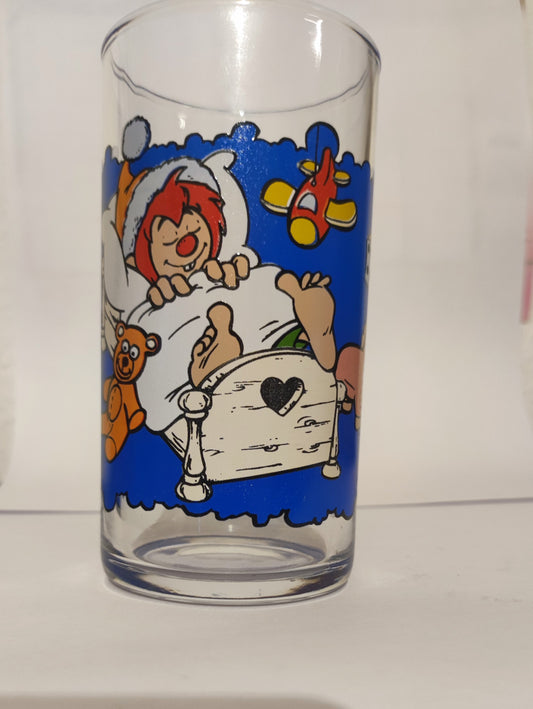 Pumuckl  -  im Bett und träumt von der Wurst - Senf Sammelglas- Trinkglas
