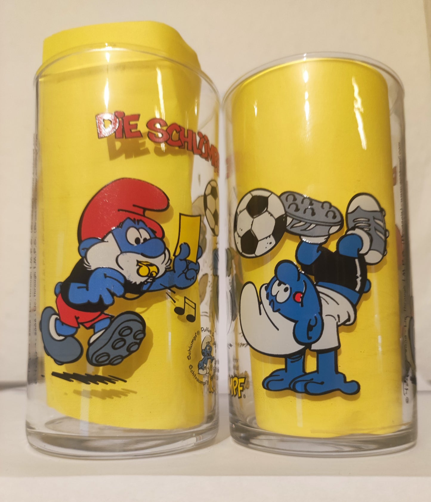 Schlümpfe -Fussballschlumpf 2 - Sammelglas-Develey Schiedsrichter
